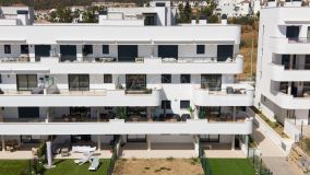 Ground Floor Apartment for sale in La Resina Golf, Estepona East