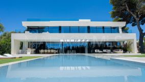 Villa en venta en Los Monteros Playa, Marbella Este