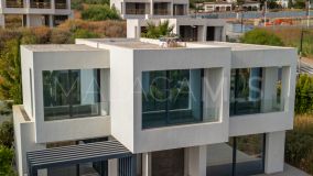 Villa for sale in New Golden Mile, Estepona Öst