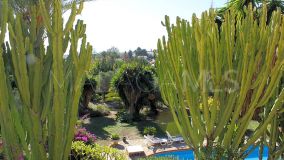 Maison for sale in Atalaya Golf, Estepona Est