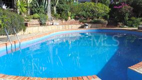 Maison for sale in Atalaya Golf, Estepona Est