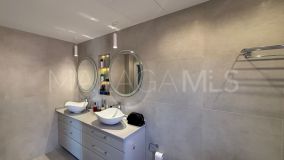 Atico Duplex en venta en Park Beach, Estepona Este