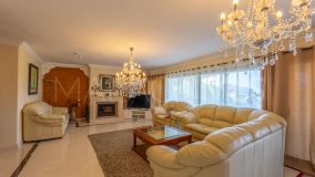 House for sale in El Herrojo, Benahavis