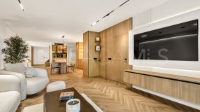 Appartement rez de chaussée for sale in Magna Marbella, Nueva Andalucia