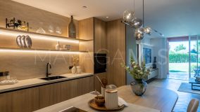 Erdgeschosswohnung zu verkaufen in Magna Marbella, Nueva Andalucia