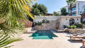 Se vende villa en Nueva Andalucia