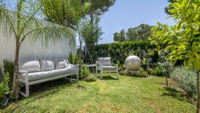 Adosado en venta en Peñablanca, Nueva Andalucia