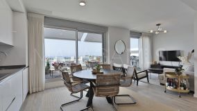 Zweistöckiges Penthouse zu verkaufen in Cancelada, Estepona Ost
