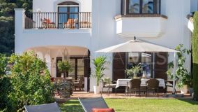 Villa for sale in Benahavis