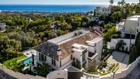 Villa for sale in Cascada de Camojan, Marbella Golden Mile