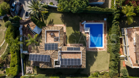 Villa zu verkaufen in Los Monteros Playa, Marbella Ost