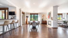 Villa for sale in Casablanca Beach, San Pedro de Alcantara