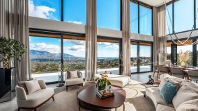 Villa en venta en La Mairena, Marbella Este