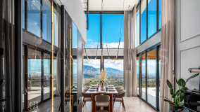 Villa for sale in La Mairena, Marbella East