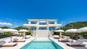 Villa for sale in Monte Mayor, Benahavis