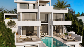 Villa for sale in La Perla, Benalmadena