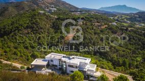 Buy 5 bedrooms villa in Montemayor