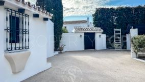For sale villa in Monte Halcones
