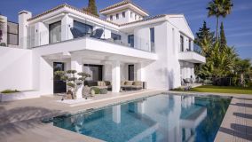 Villa zu verkaufen in El Rosario, Marbella Ost