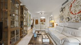 Apartamento en venta en El Rosario, Marbella Este