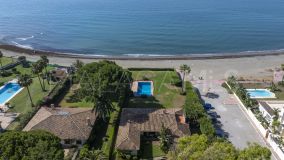 Villa zu verkaufen in Estepona Ost