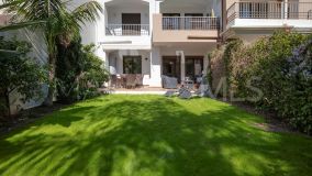 Erdgeschosswohnung zu verkaufen in Los Arqueros, Benahavis