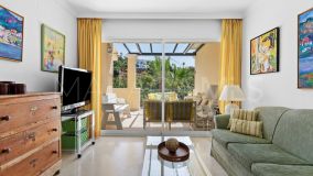 Apartment for sale in Los Arcos (La Quinta), Benahavis