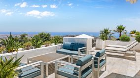 Apartamento en venta en La Mairena, Marbella Este