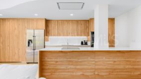 Erdgeschosswohnung zu verkaufen in Real de La Quinta, Benahavis