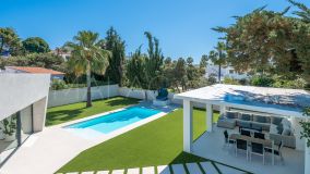 Villa for sale in Marbesa, Marbella East