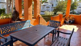 Ground floor apartment for sale in Alhambra del Golf