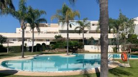 For sale ground floor apartment with 2 bedrooms in Altos del Rodeo