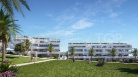For sale ground floor apartment with 3 bedrooms in Estepona