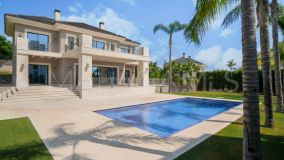Villa en venta en Los Flamingos, Benahavis
