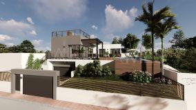 Villa for sale in Valle Romano, Estepona West