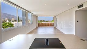 Apartamento en venta en Jardines de Andalucia, Nueva Andalucia