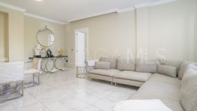 Erdgeschosswohnung zu verkaufen in Nueva Andalucia, Marbella