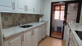 For sale ground floor apartment with 2 bedrooms in Estepona Centre