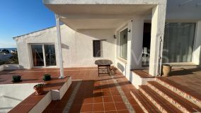 Villa for sale in Bahia Dorada, Estepona Väst