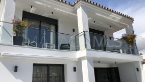 Villa en venta en Linda Vista Baja, San Pedro de Alcantara
