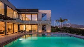 Villa for sale in La Alqueria, Benahavis