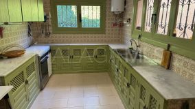 Villa en venta en Paraiso Medio, Estepona Este