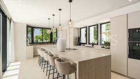 Villa zu verkaufen in El Herrojo, Benahavis