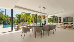 Villa en venta en Las Chapas, Marbella Este