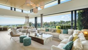 Villa for sale in La Quinta, Benahavis