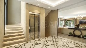 Villa for sale in Nueva Andalucia, Marbella