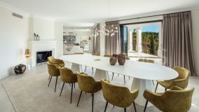 Villa for sale in El Madroñal, Benahavis