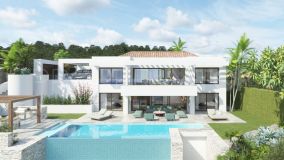 Villa for sale in El Paraiso, 2,590,000 €