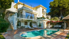 Villa with 5 bedrooms for sale in Marbella City