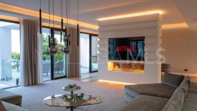 Villa for sale in Los Flamingos, Benahavis